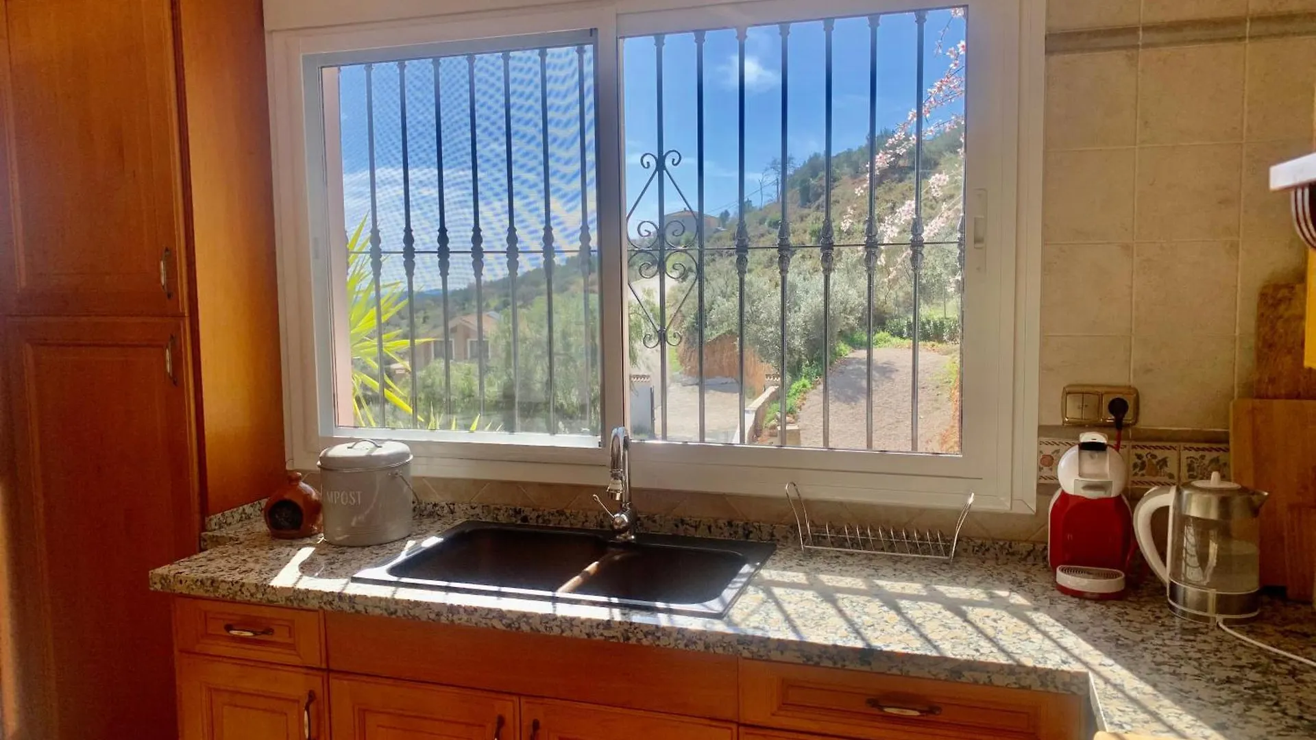 3 Bedroom Holiday Home Alcaucin With Private Pool And Mountain View