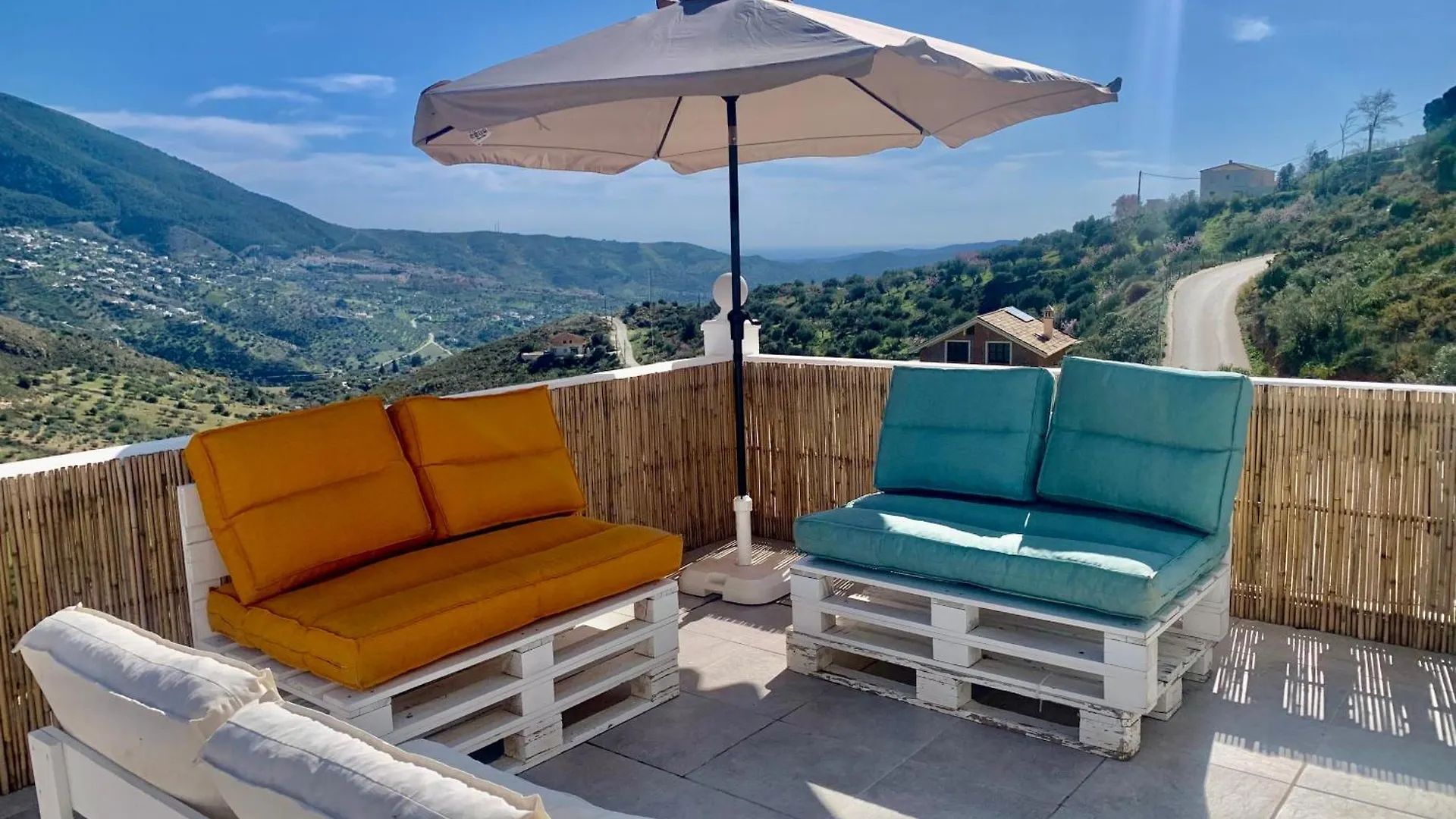 3 Bedroom Holiday Home Alcaucin With Private Pool And Mountain View