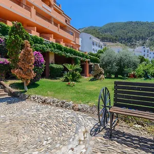 Apartment Sierra Tejeda, Alcaucin