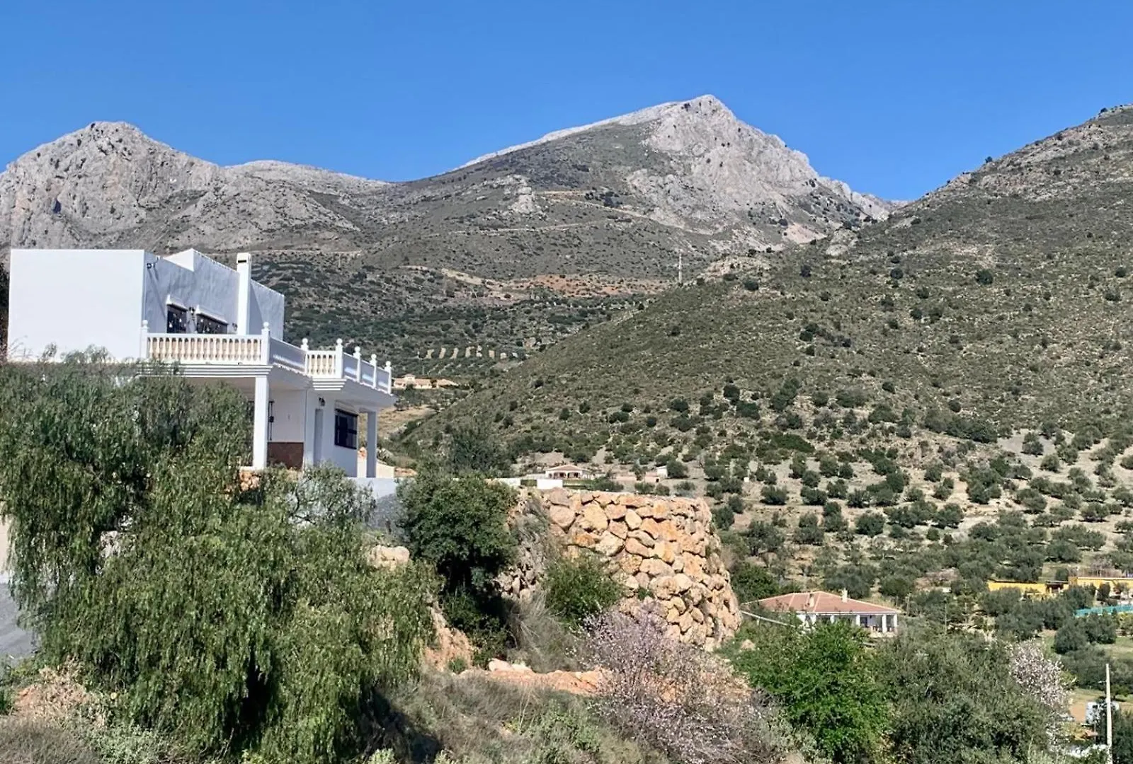 3 Bedroom Holiday Home Alcaucin With Private Pool And Mountain View